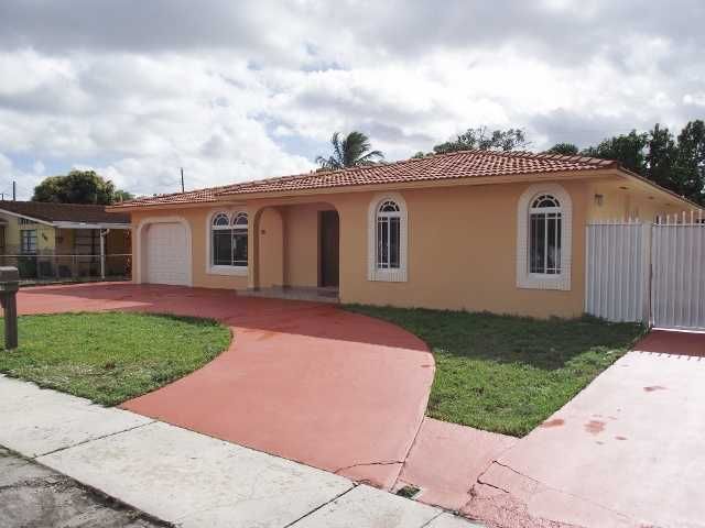 458 E 59 ST, Hialeah, FL 33013