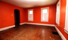 83 Chestnut St Mifflinburg, PA 17844