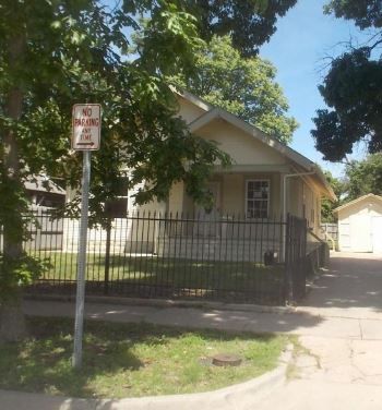 2114 N Park Pl, Wichita, KS 67203