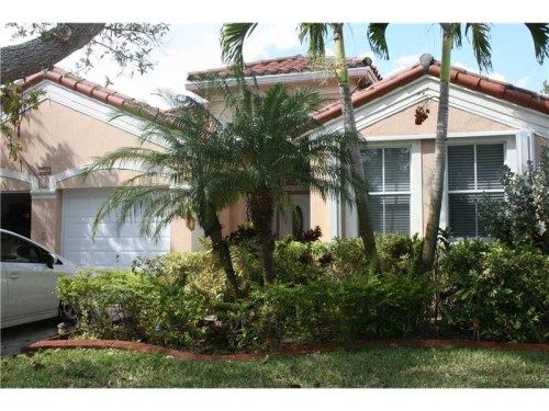 16405 SW 39 ST, Hollywood, FL 33027