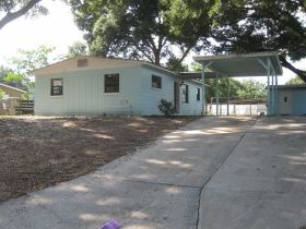 1235 Pleasantview Dr, Apopka, FL 32703