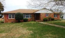 1620 Peachtree Dr Hopewell, VA 23860