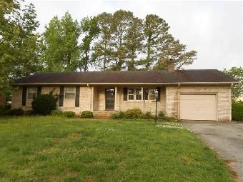 3948 Winchester Dr, Ayden, NC 28513