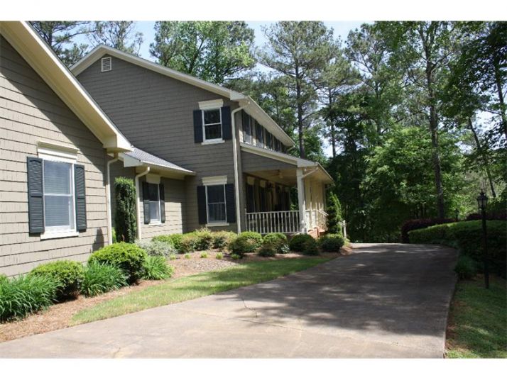 21 Johnston Row Nw, Cartersville, GA 30121