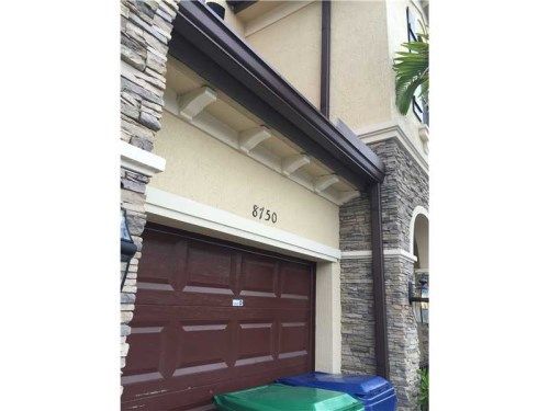 8750 NW 98 AV # 8750, Miami, FL 33178