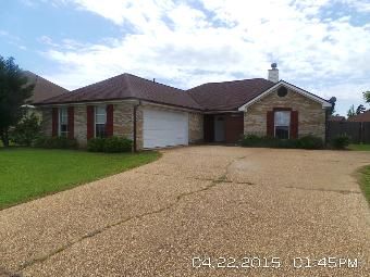 585 Oak Ridge Way, Pearl, MS 39208