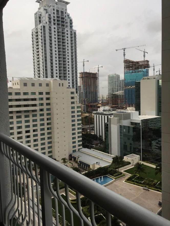 1200 BRICKELL BAY DR # 2412, Miami, FL 33131