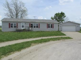 1440 Ash Ct, Martinsville, IN 46151