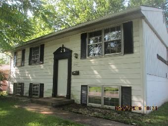 9943 Montery Rd, Indianapolis, IN 46235