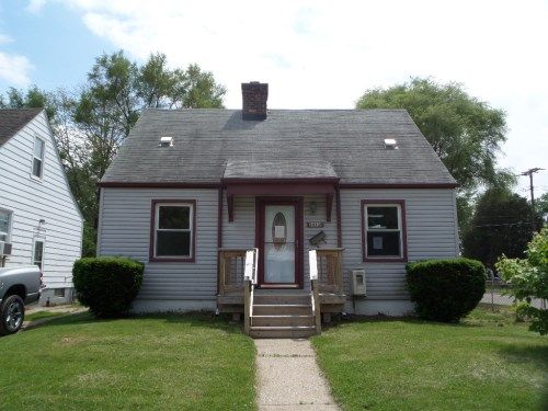 34331 John St, Wayne, MI 48184