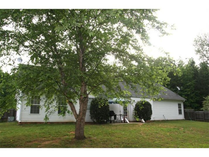 817 Lopez Lane, Monroe, GA 30655