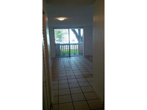 1800 SANS SOUCI BL # 143, Miami, FL 33181