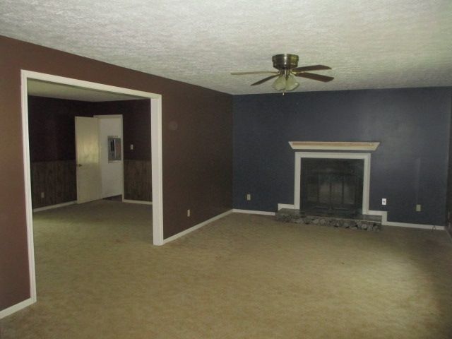 380 Skipjack Lane, Hallieford, VA 23068