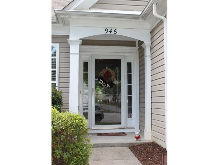 946 Santa Anita Drive, Woodstock, GA 30189