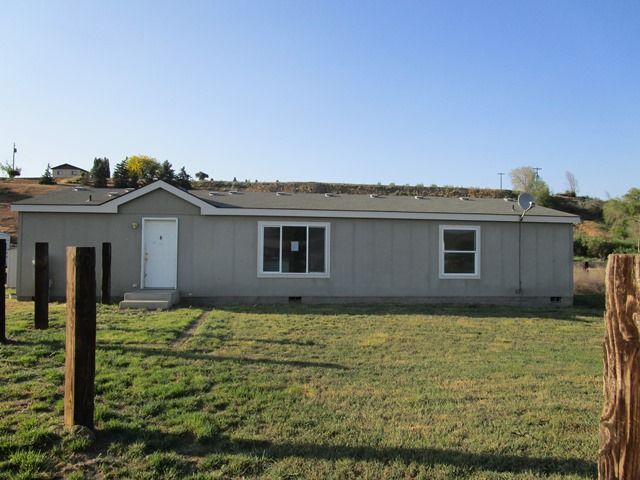 10200 Ahtanum Rd, Yakima, WA 98903