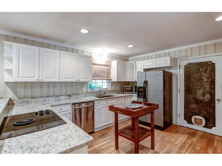 2307 Tuxedo Drive Se, Marietta, GA 30067