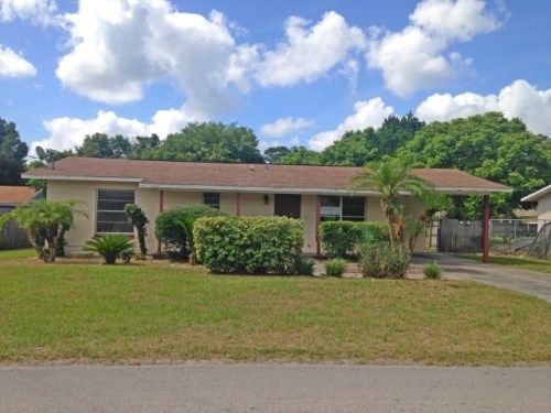 141 Avenue C, Geneva, FL 32732