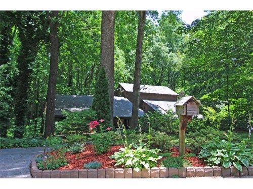 204 Oak Court, Woodstock, GA 30188