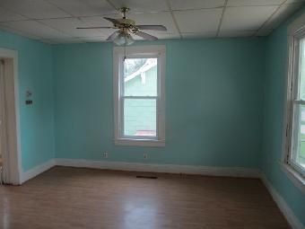 312 W Oak St, Kewanee, IL 61443