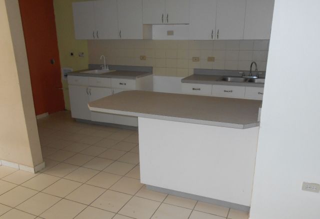 1225 Carr 2 Apt 611, Bayamon, PR 00959