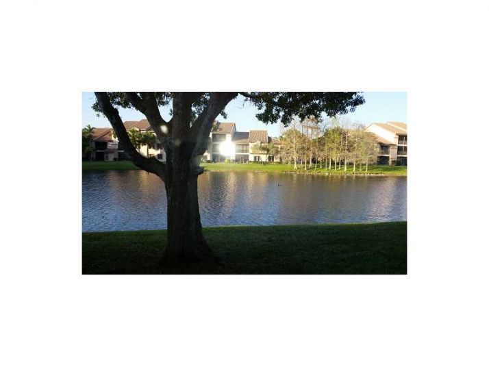 10765 NW 12 MNR, Fort Lauderdale, FL 33322