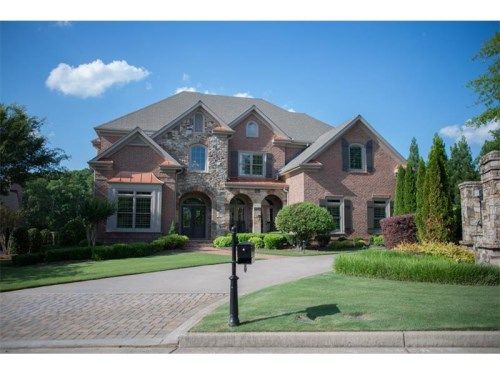 1600 Heathrow Drive, Cumming, GA 30041