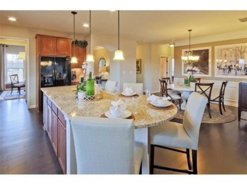 143 Riverside Lane, Woodstock, GA 30188