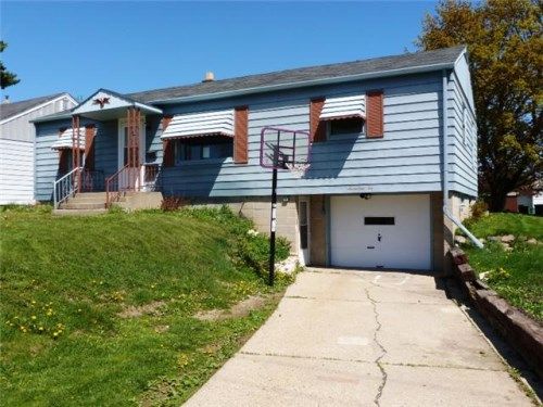 1710 Michigan Ave, South Milwaukee, WI 53172