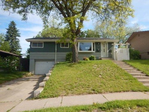 1455 Conway St, Saint Paul, MN 55106