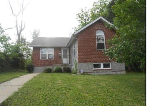 1538 Purdue Ave, Saint Louis, MO 63133