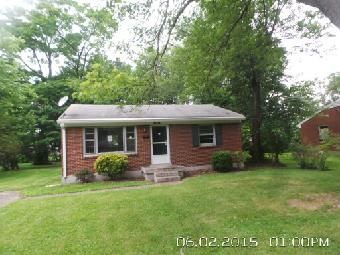 2624 Benoch Ave, Louisville, KY 40216