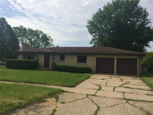 2220 Hawthorne Ave, Janesville, WI 53545