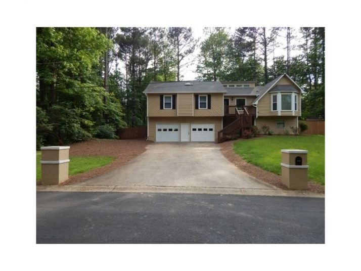 2983 Lowe Trail, Marietta, GA 30066
