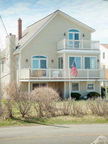 200 Nubble RD, York, ME 03909