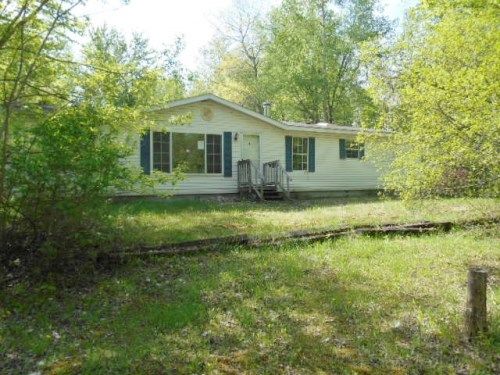 3165 Kilgore Rd, Avoca, MI 48006