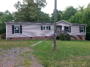 1085 Stevens Acres Rd, Walnut Cove, NC 27052