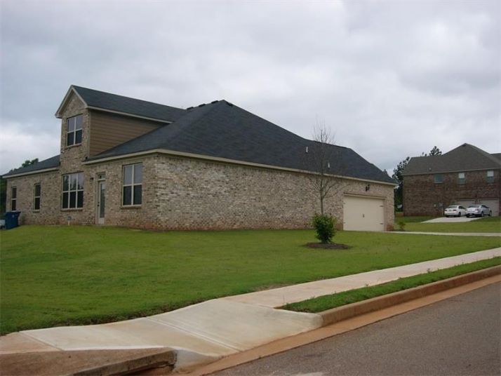 649 Corsica Lane, Stockbridge, GA 30281