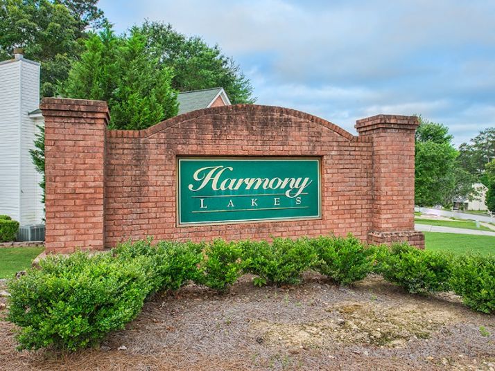 2220 Harmony Lakes Circle, Lithonia, GA 30058