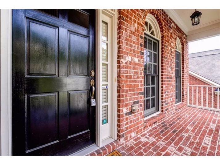 3188 Windsor Lake Drive Ne, Atlanta, GA 30319