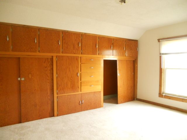 331 E Prospect St, Oneida, IL 61467