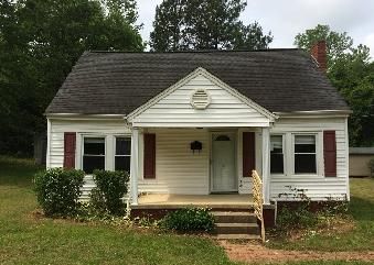 3 Hall St, York, SC 29745