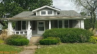305 N 40th St, Belleville, IL 62226