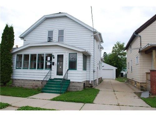 1405 21st St, Two Rivers, WI 54241