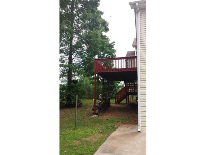 131 Highland View Pass, White, GA 30184