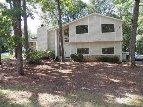 6801 Creekwood Drive, Douglasville, GA 30135