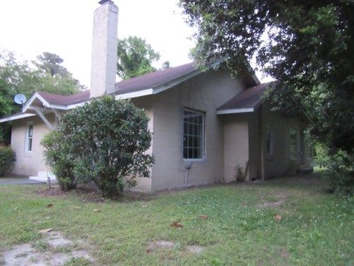 192 Washington St, Parkton, NC 28371