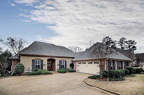 201 Woodlands Green, Brandon, MS 39047