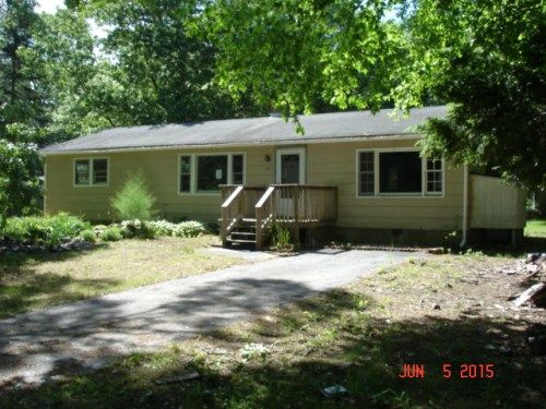 277 Collins Rd, Ashaway, RI 02804