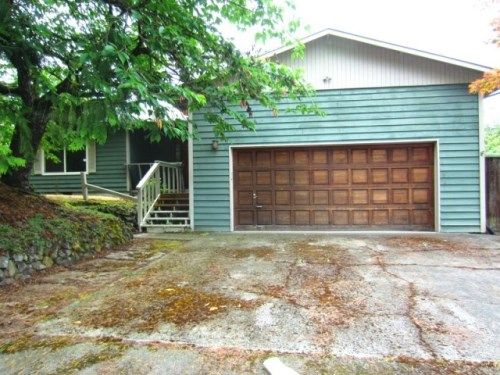 1349 Parkway Dr NW, Salem, OR 97304