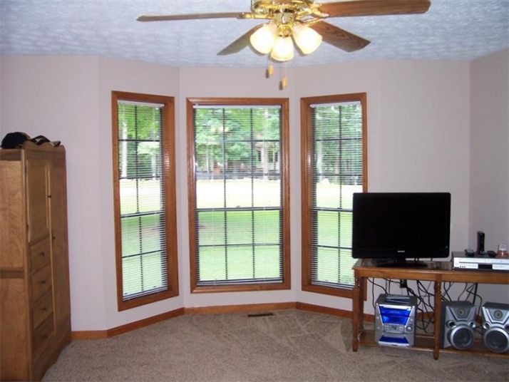 916 Allatoona Road, Woodstock, GA 30189